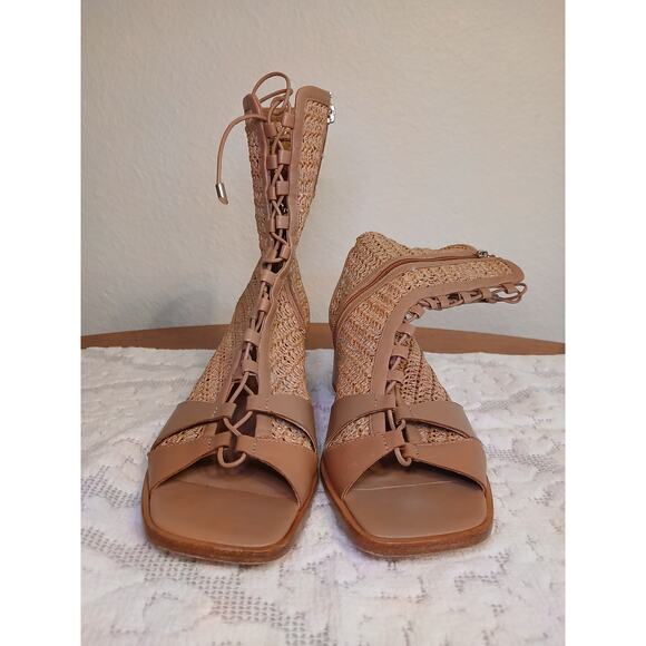 Women's Daniella Shevel Gladitor Sandals, Size US 10 - Picture 3 of 6